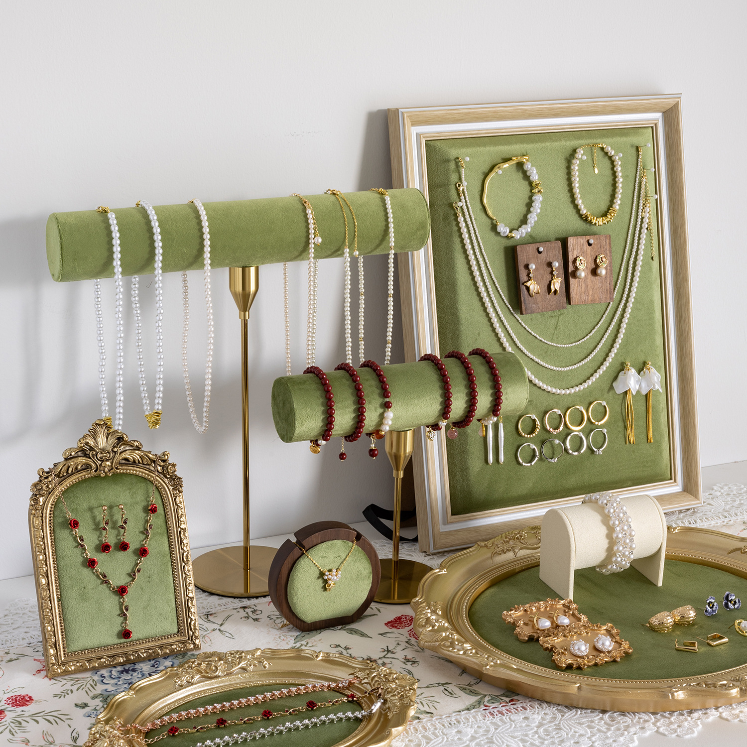 Jewelry Display Stand Vintage  – Photography Website Bewertung und Preis